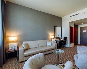 Eto Park Hotel Business & Stadium - Győr - Huiskamer