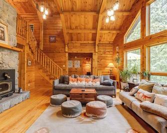 Wingspan Cabin Summar - Keedysville - Living room