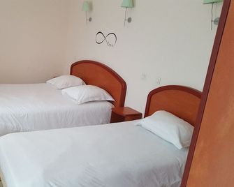 Auberge de la meouge - Barret-sur-Méouge - Habitación