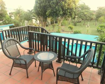 Casa Clara - The Perfect Place For A Family/group Of Friends To Gather & Relax - Scarborough - Balcony
