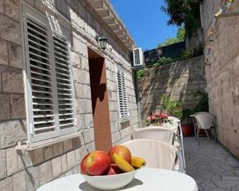 Dubrovnik Rooms - Dubrovnik - Innenhof