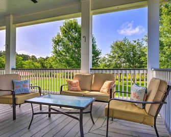 Bright Waveland Home - Walk to Beach Access! - 韋夫蘭 - 陽台