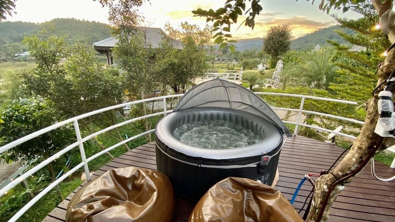 ذا وايت هاوس بوتيك تشينراي