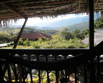 Madera Labrada Lodge Ecologico - Tarapoto - Balcón