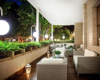 Hotel Rosabianca - Rimini - Patio