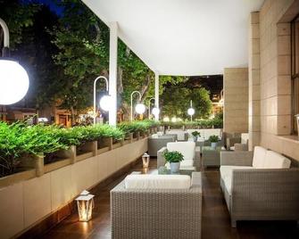 Hotel Rosabianca - רימיני - פטיו