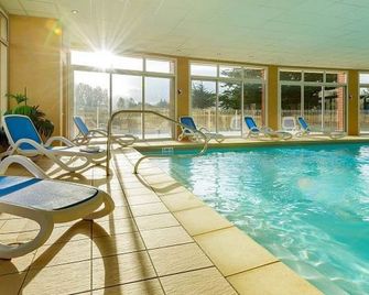 Vue sur le Golf de Fréhel - Piscine chauffée - Fréhel - Pool