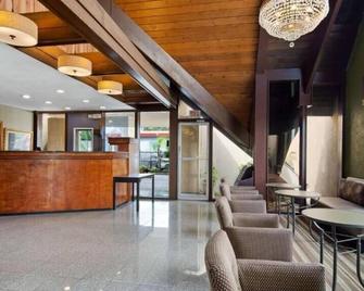 King Room Near Rock Lake Orl - Orlando