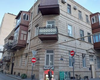 Sth Hostel - Baku - Building