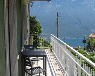 Casa Piccini garden by Gardadomusmea - Campione del Garda - Balcony