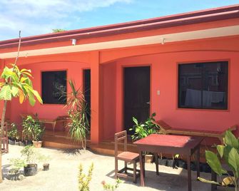 Studio Rooms - 5 minutes to the beach - Santa Fe - Cebu - Bantayan Island - Santa Fe - Patio