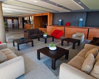 Hotel & Spa Real Ciudad De Zaragoza - Zaragoza - Lounge