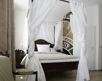 إتش آي بي هوتل - هيدلبرغ - غرفة نوم