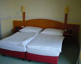 Fischwirtshaus Landmotel Die Donaurast - Persenbeug-Gottsdorf - Dormitor