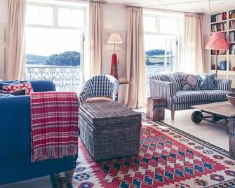 St Mawes Hotel - Truro - Living room