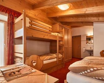 Garni Reutlingen - Colfosco - Habitación