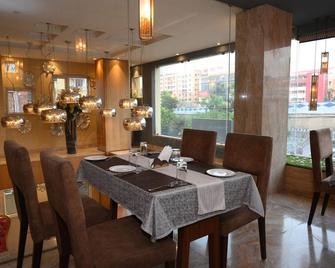 The Maureen - Kalkata - Restaurace