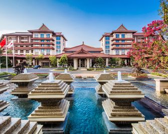 Crowne Plaza Kunming Ancient Dian Town By IHG - Kunming - Edificio