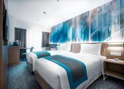 Holiday Inn Express Manila Newport City - Pasay - Bedroom