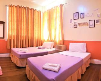 Old Orangewood Bed & Breakfast - Baguio - Bedroom