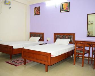 Bodhi Residency - Bodhgaya - Schlafzimmer