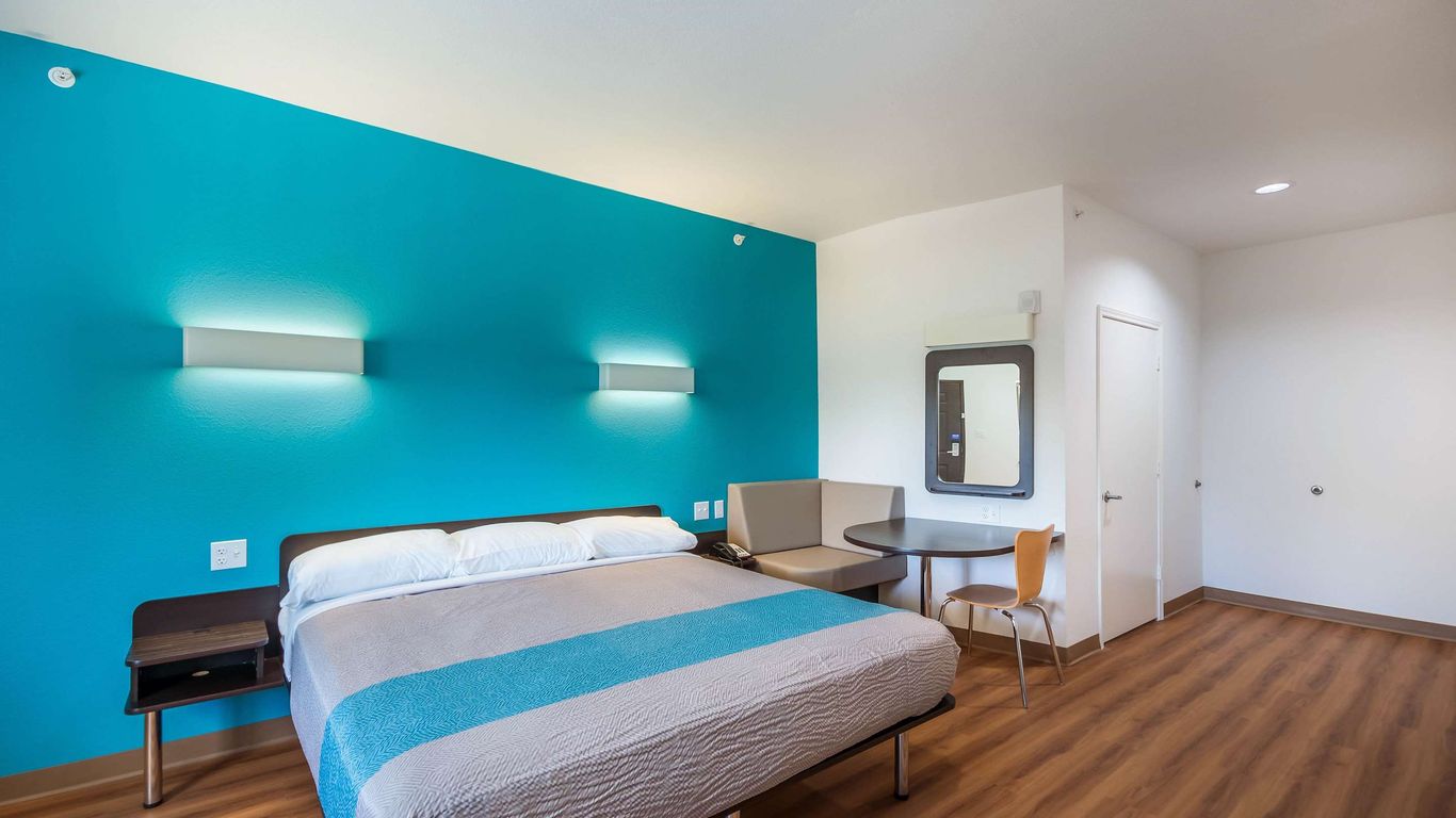 Motel 6 Channelview, TX