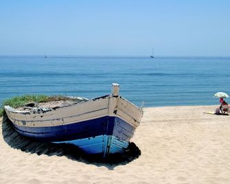 Jardines de las Golondrinas - מרבלה - חוף