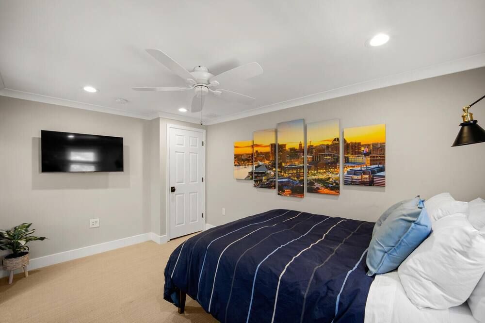 Bedroom view of Gorgeous Loft Style House w/ Luxury, Charm, & Comfort