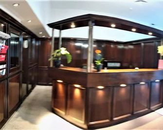 M&A Cityhotel Hildesheim - Hildesheim - Rezeption