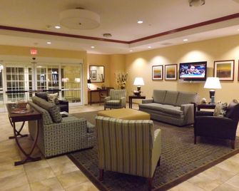 Candlewood Suites Fredericksburg By IHG - פרדריקסברג - סלון