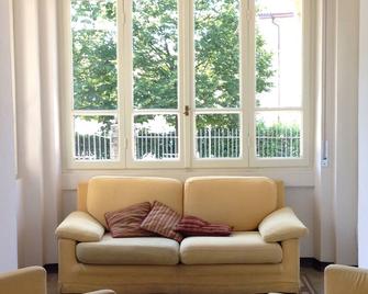 Villa Rosa - A wonderful villa in liberty style on Lake Iseo - Iseo - Wohnzimmer