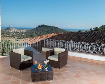 Tenuta Su Vrau - Posada - Balcón