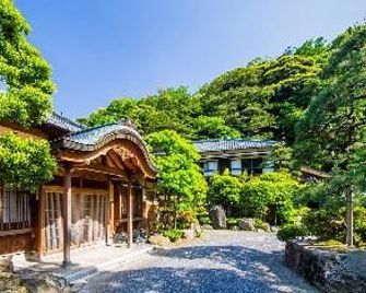 Yutoya Ryokan - Toyooka - Rakennus