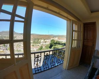 Pousada Marotta - Ouro Preto - Varanda