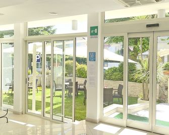 Hotel Pigalle - Forte dei Marmi - Lobby