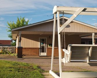 Northlander Motel - Sault Ste Marie - בניין