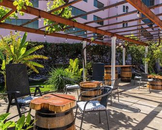 Ayca La Flora Hotel Boutique - Valparaíso - Patio