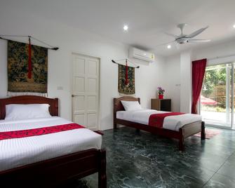 Private Pool Villa 100% Valley and Mountain Villa For Big family and friends - Chalong - Schlafzimmer