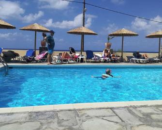 Sissi Mare Apartments - Sisi - Piscine