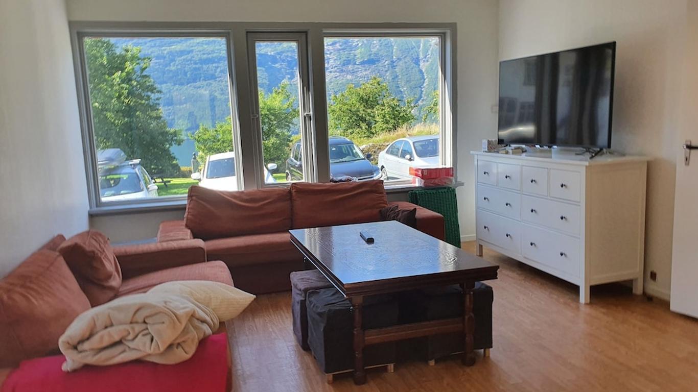 Hardanger Hostel B&B