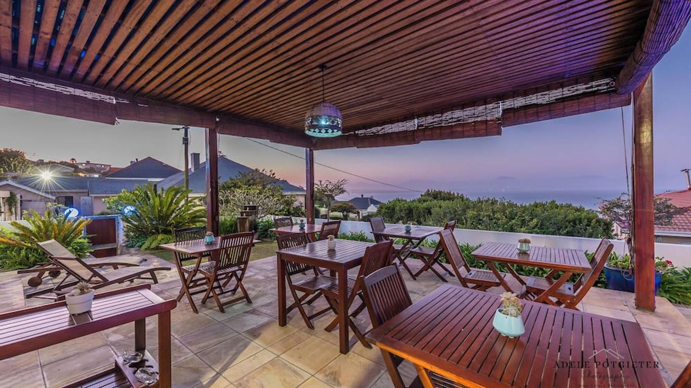 Aquamarine Guest House