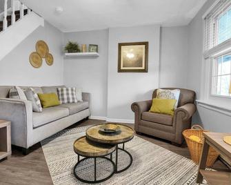 Beaver Street Cottage - North Wales - Wohnzimmer