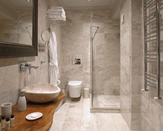 Manici Kasri - Yeşilyurt - Bathroom
