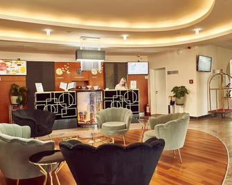 Continental Forum Bucuresti Palatul Parlamentului - בוקרשט - טרקלין