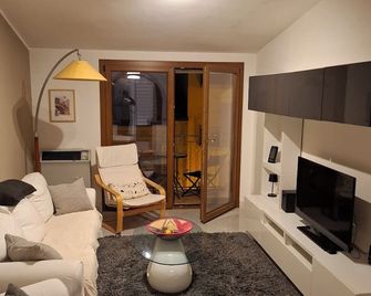 Welcome House - Collesano - Sala de estar