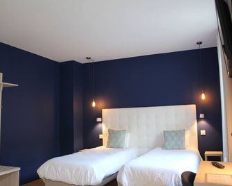 Hotel La Fontaine Caen Centre - Caen - Slaapkamer
