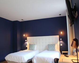 Hôtel La Fontaine Caen Centre - Каен - Спальня