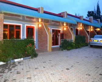 Wailers Lodge - Kigali - Building