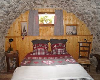Gîte de Charme Cocooning Avec Balnéo et Sauna au Cœur D'un Joli Petit Village ! - La Roche-des-Arnauds - Habitación