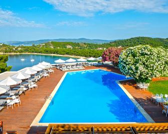 Skiathos Palace Hotel - Koukounaries - Pool